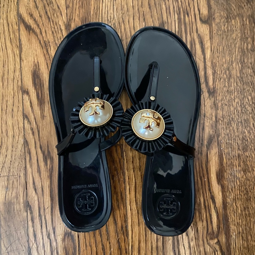 Size 6 Tory Burch sandals
